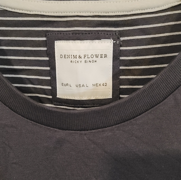 DENIM & FLOWER tee shirt, Large, Gray NWOT - Picture 3 of 6